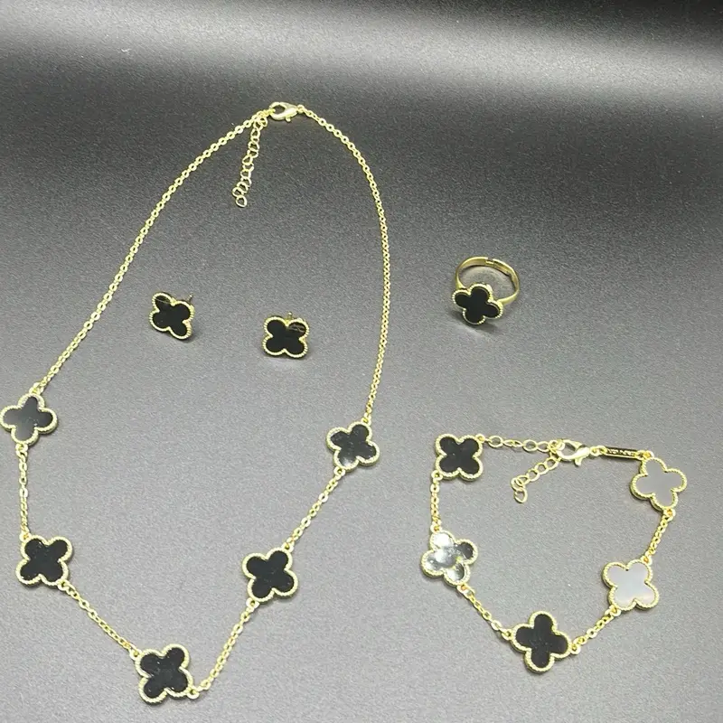 Set Negro Stainless Steel Pulsera Oso Oro Laminado 18k Elegante Collar y Conjunto de joyas