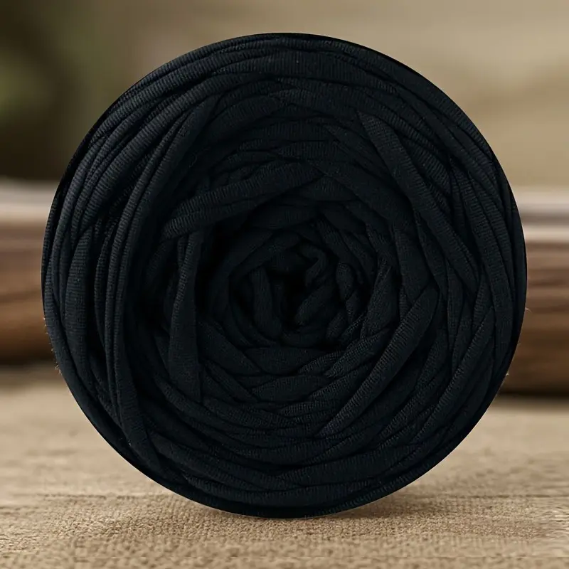 1 Roll Elastic Fabric Yarn, T-Shirt Yarn, Chunky Yarn, Chunky Yarn For Hand Knitting, Woven Knitted Yarn for Crochet and DIY Woven Bags, Cushions, Handmade Crochet Projects, Yarns for Crochet Weaving, Suitable for Bags, Other Crafts, Gifts