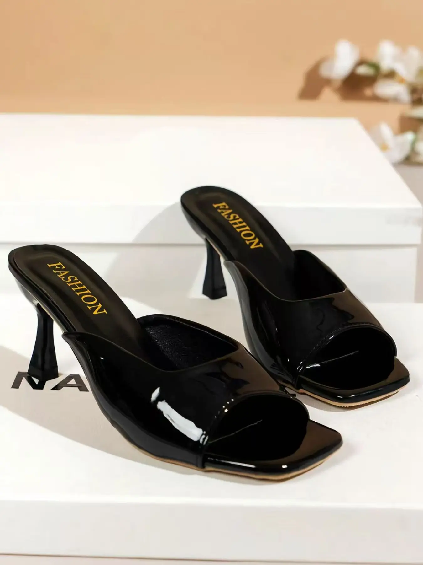 Women's Open Toe Kitten Heel Mule Sandals, Patent Leather Slip on Heeled Slides, Elegant Summer Party Footwear for Ladies, Elegant Party Shoes, Classy Sandal, Dressy Sandals