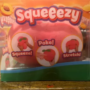 New Large Squeezable Peach Toy - Anxiety Relief Products, Stress Relief Fidgets, Sensory Stress Reliever with Durable Silicone, Portable Tactile Features for Stretching, Poking, Squeezing