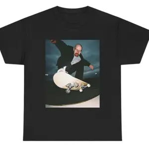 Breaking Bad, Heisenberg Vintage, Walter White 90s Skate T-Shirt, Woman and Man Unisex T-Shirt, Graphic tees, vintage clothing, unhinged shirts, men's vintage tees