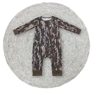 Baby Boys Southern Hunting Season Wood Camouflage Dark Green Long Sleeve Round Neck Zip Footie Rompers Sleepwear