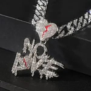 1pc Fashionable Men's Hip Hop Necklace with Rhinestone-Encrusted "No Love" Broken Heart Pendant, Zinc Alloy Chain, Hip Hop Jewelry