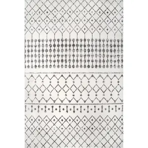 Zola Geometric Moroccan Area Rug