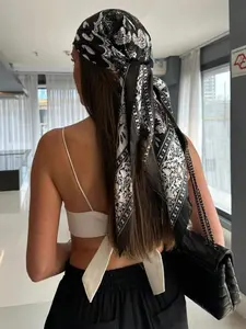 New Classic Paisley Print Scarf, Women's Dual Color Silk Square Shawl, 90cm Fashionable Head Wrap, Stylish Accessory for Ladies