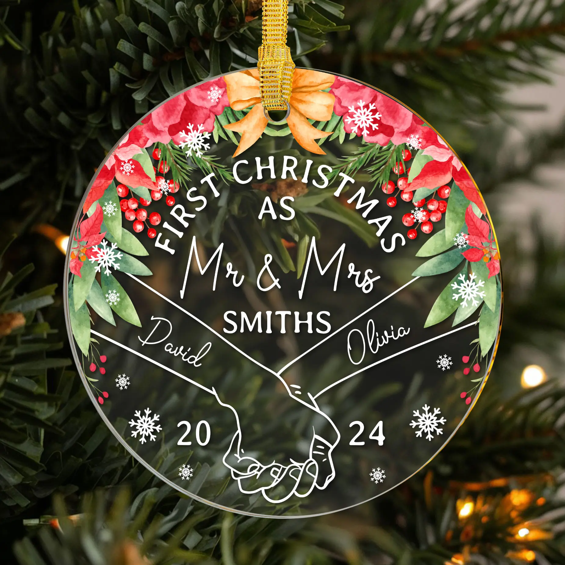 Custom Mr. & Mrs Acrylic Ornament for Newlyweds, Stunning Floral Design with Names, Ideal Keepsake for Couple's First Christmas Together