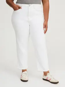 Plus Size Elastic Washed Casual Style Denim Jeans for Women, Womenswear, Fitted Straight Leg Nine-Quarter Pants, All Seasons Wearable, Footwear