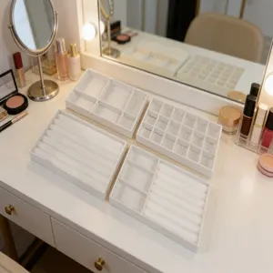 4 pcs velvet jewelry storage stand, multi-grid jewelry display board, for rings, earrings, bracelets, necklaces, brooches, watches, dressing table storage box, accessory storage box, fashionable storage box, multi-grid design, high-end velvet.