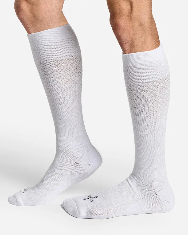 Tommie Copper Men's Everyday Over the Calf Compression Socks, Easy-On Easy-Off Design, Added Toe and Heel Cushioning, Anti-Odor Benefits, for Daily Wear, Extra-Wide Top Band Stays in Place, Menswear, Breathable, Spandex Blend, 2% Other Fiber