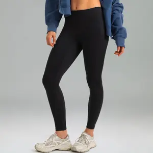 Colorfulkoala Women's No Front Seam Fleece-lined Leggings with Side Pocket Soft High-Waisted Yoga Pants for Comfort and Support Minimalist