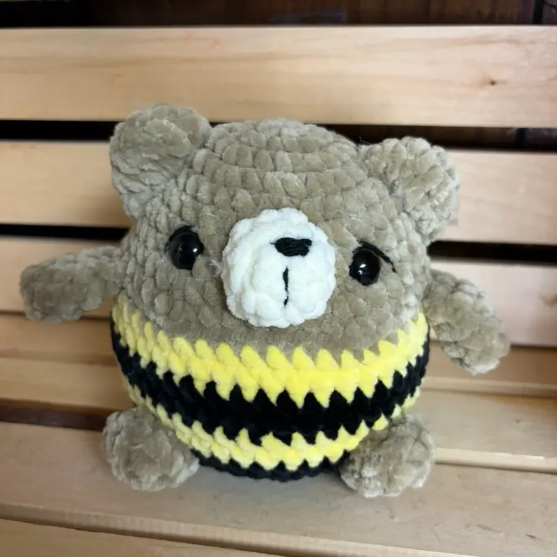 Chubby bee bear