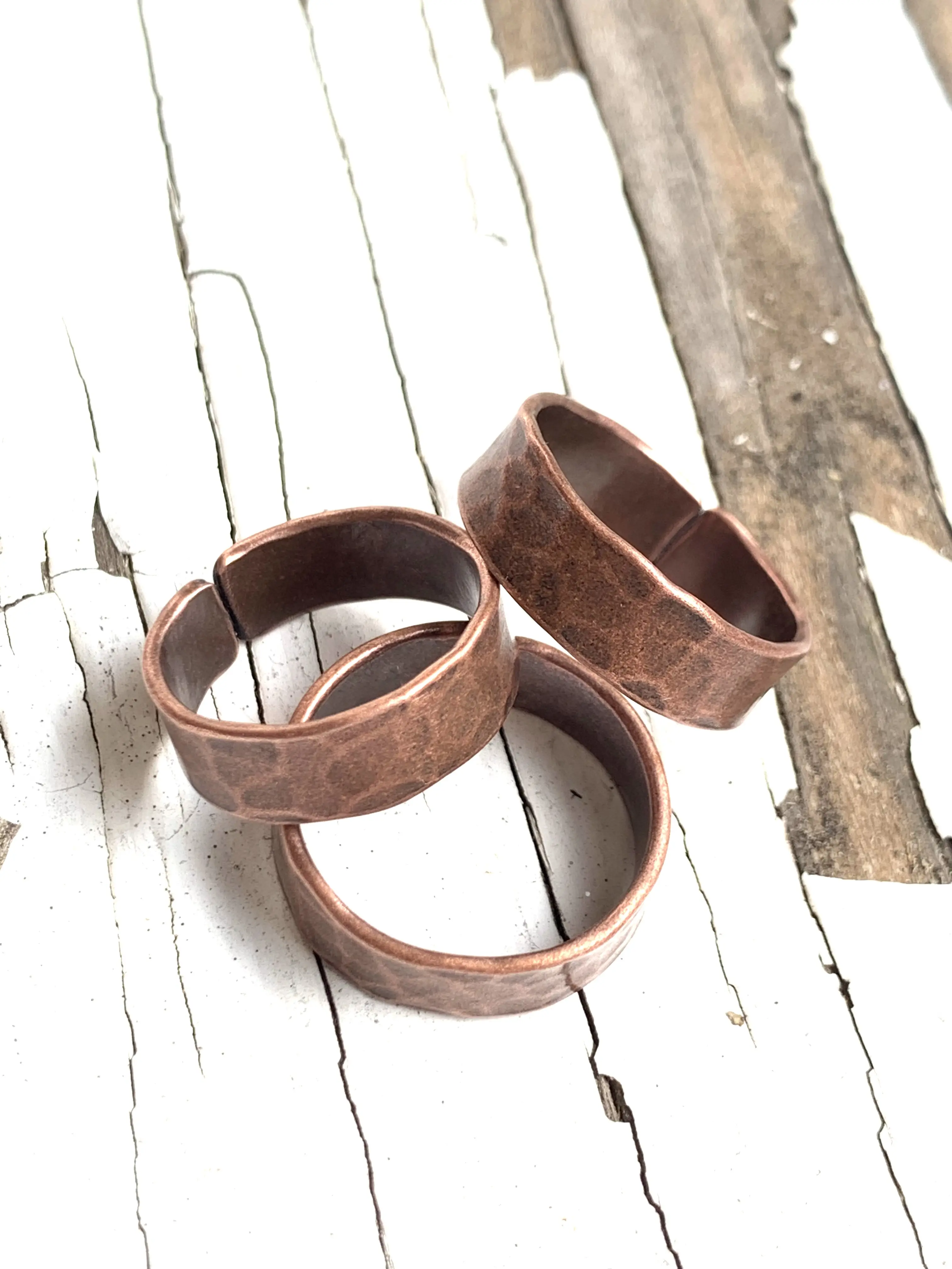 Copper Hammered Ring - Earthy Style for Men and Women Copper Hammered Ring - Earthy Style for Men and Women