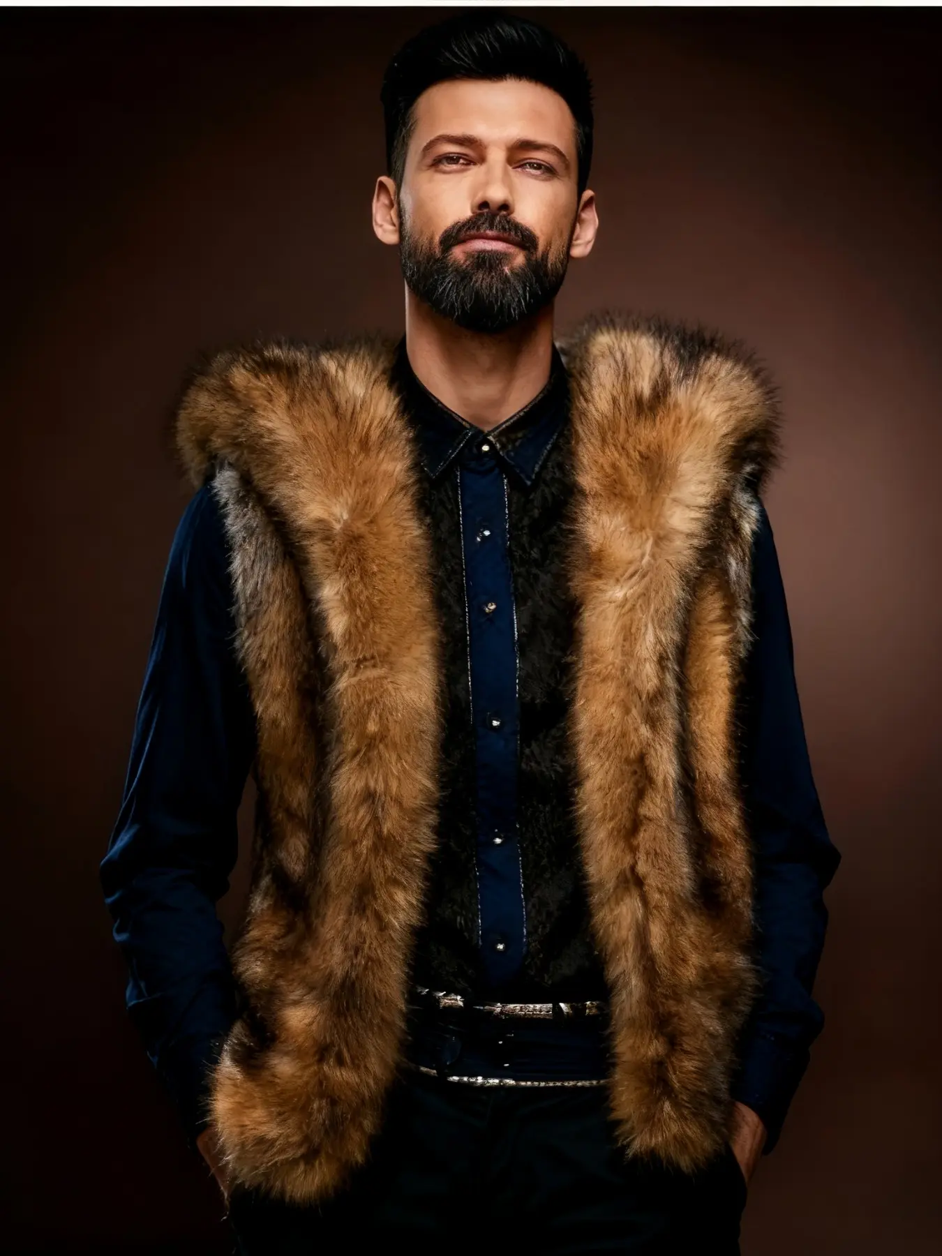 Men's Luxury Faux Fur Hooded Vest Gilet Menswear Fox Hair Style Thick Warm Backless Top European & American Fashion Autumn Winter Outerwear