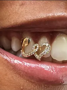 Punk Copper Double Heart Teeth Caps for Women Men Hip Hop Zircon Hollow Love Tooth Grillz Couple Jewelry Accessories Tooth Gems Dental Accessory