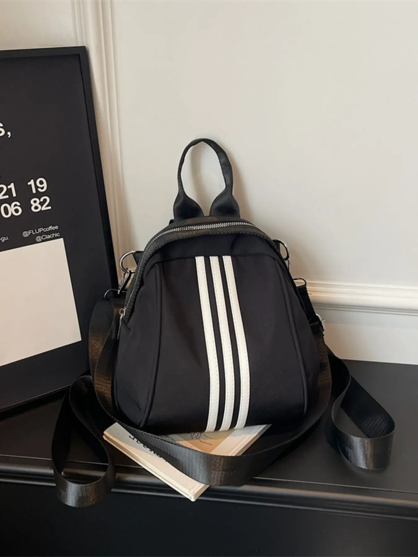 Simple Casual Style High-End Daily Fashion Versatile Backpack, Canvas Backpacks, Trendy Sports Bag, Multifunctional Sport Backpack, Stylish Casual Daypack, Perfect for Everyday Use, Stylish and Comfortable