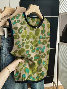 1 Piece, Casual Comfy Vest, Spring and summer back-to-school casual style loose round-neck sleeveless woolen knitted top with dark blue border patchwork and green background printed women's top