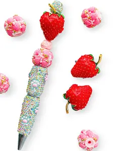 Creative Strawberry Decorative Accessories, Handmade DIY Jewelry for Pen Chain Trendy Cute Charms Keychain For Bags Car Hanging Ornament Indoor Decoration, Cute Keychain Accessory