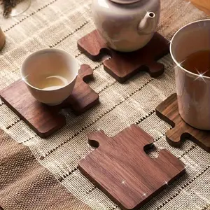 Set of 4 Vintage Wooden Coasters, Kitchen Coasters, Decorative Coaster, in 2D Flat Design, Featuring a Heat-Insulating Base, Suitable for Office Desks, Bars, And Home Decor. Perfect for Thanksgiving, Halloween, And Christmas Decorations
