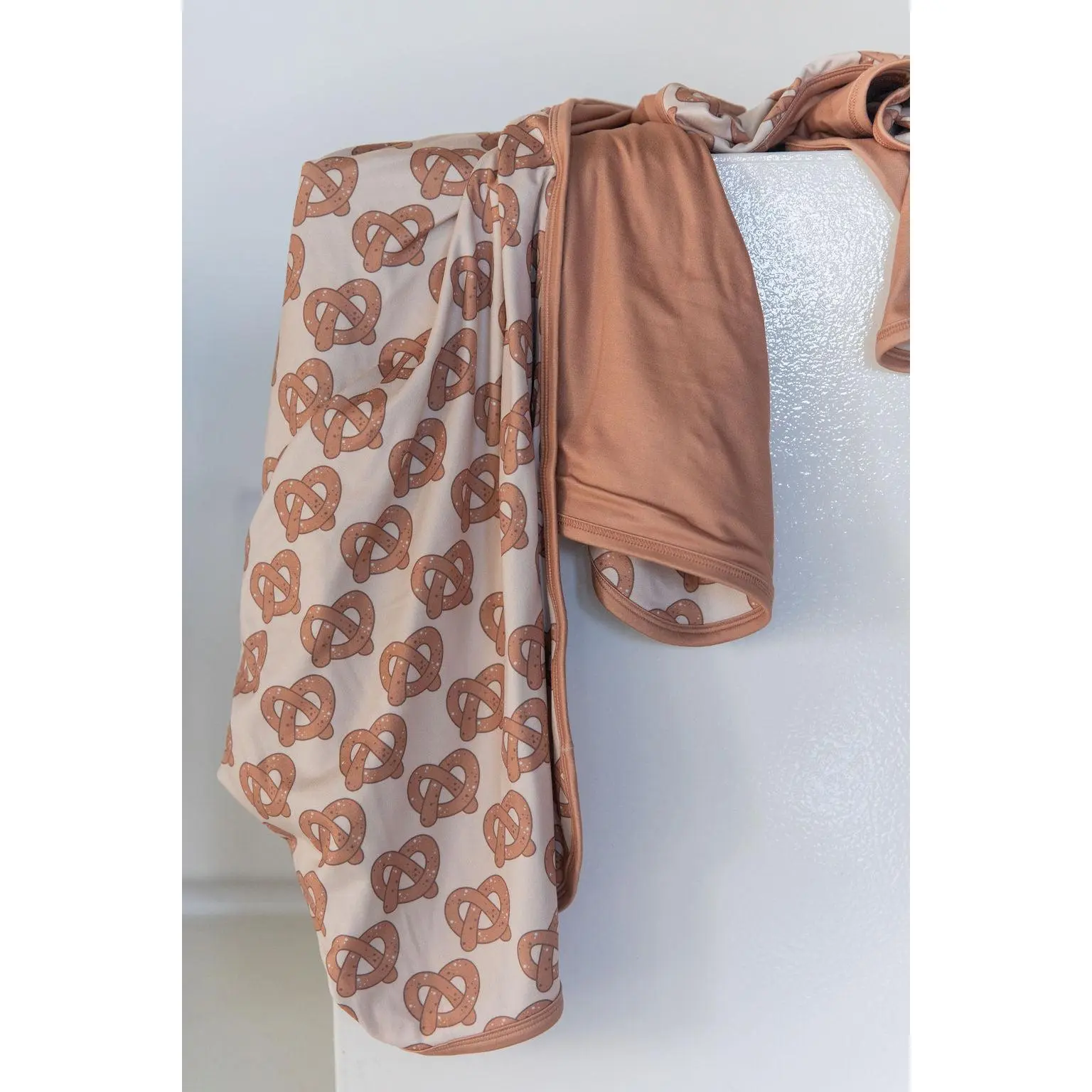 COZYS Blankets - Premium Blanket - The Twist