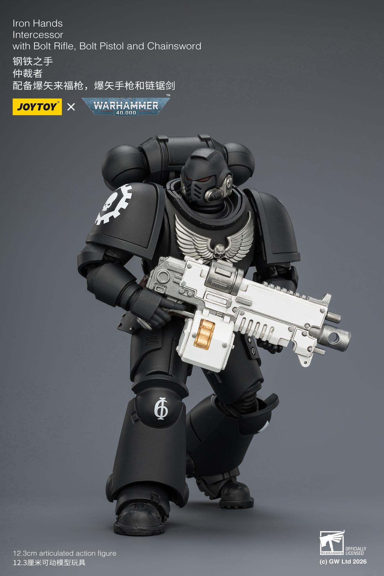 JOYTOY Warhammer 40,000 1/18 Unisex Action Figure Iron Hands Intercessor (Ages 12+) - Action Figurine, Character Figurine with Bolt Rifle, Bolt Pistol, Chainsword JT03837
