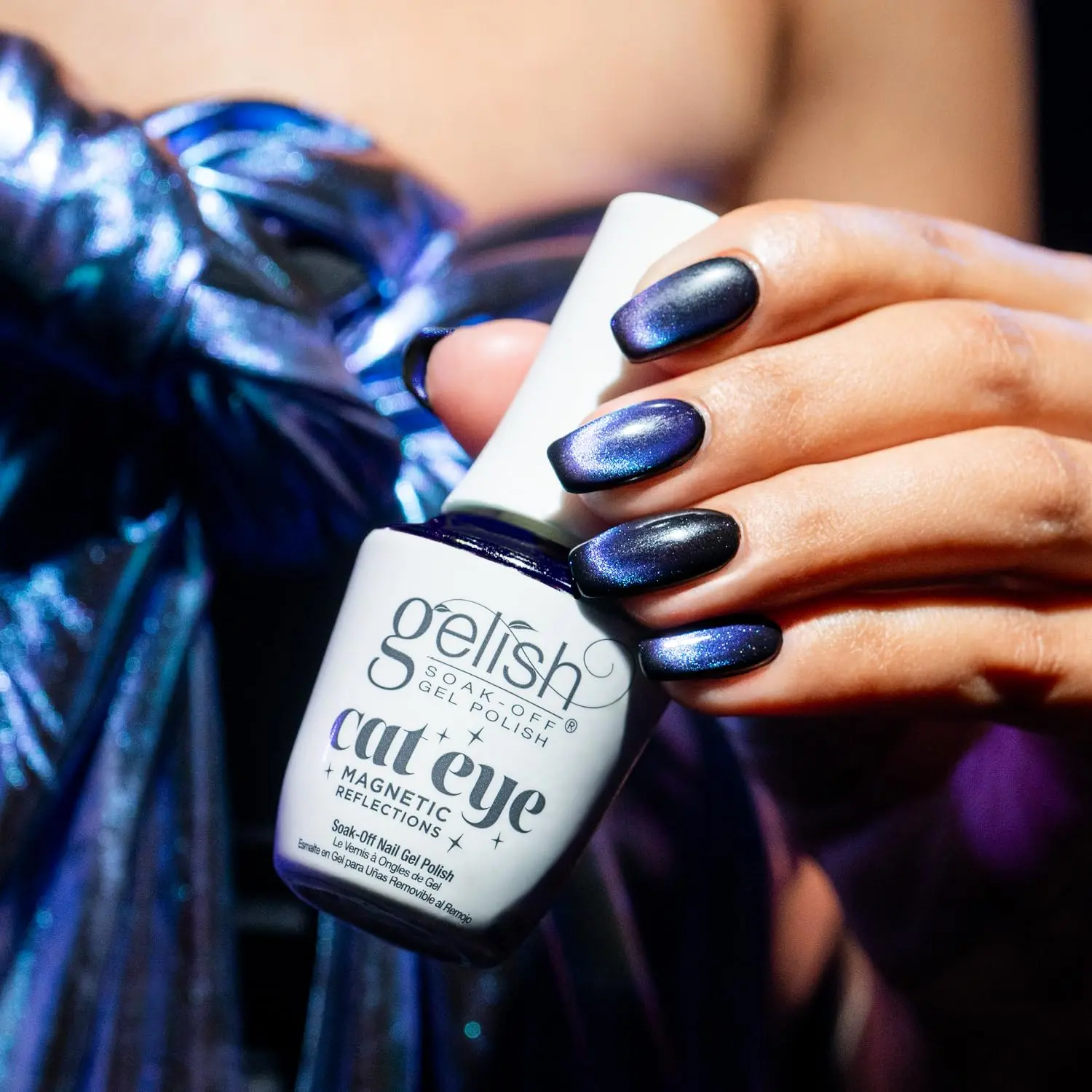 Gelish Cat Eye Magnetic Reflections Magnet Gel – Stunning Cat Eye Nail Art Designs, Easy-to-Use Magnetic Gel Polish, Mesmerizing 3D Effect, Long-Lasting, Vegan, & Cruelty-Free, 15mL.