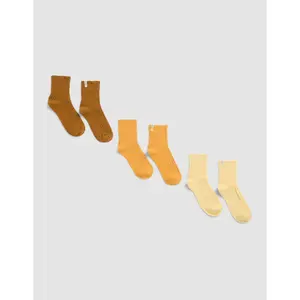 Plush Lounge Quarter Socks | Unisex, Soft Ribbed Design, Cozy Comfort, Stylish Colors, Comfortable Fit