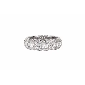 The Vivienne Band (2.5 Carat)