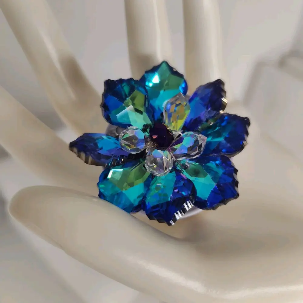 Blue Crystal Flower Phone PopSocket, Universal 360-Degree Rotatable Phone Grip for Smartphones