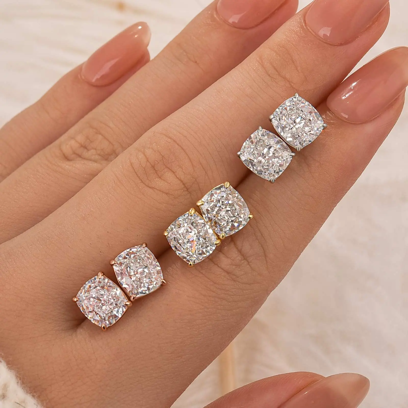 Effinny Stunning 2.0ct Cushion Cut Stud Earrings for women, 925 Sterling Silver Earring, 5A Cubic Zirconia Elegant Earrings, Adults