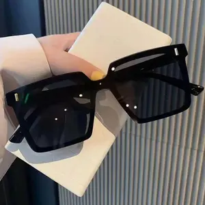 Trendy Oversized Sunglasses for Women & Men, UV Protection Fashion Shades, Big Face Flattering Slimming Driving Glasses for Daily Outdoor