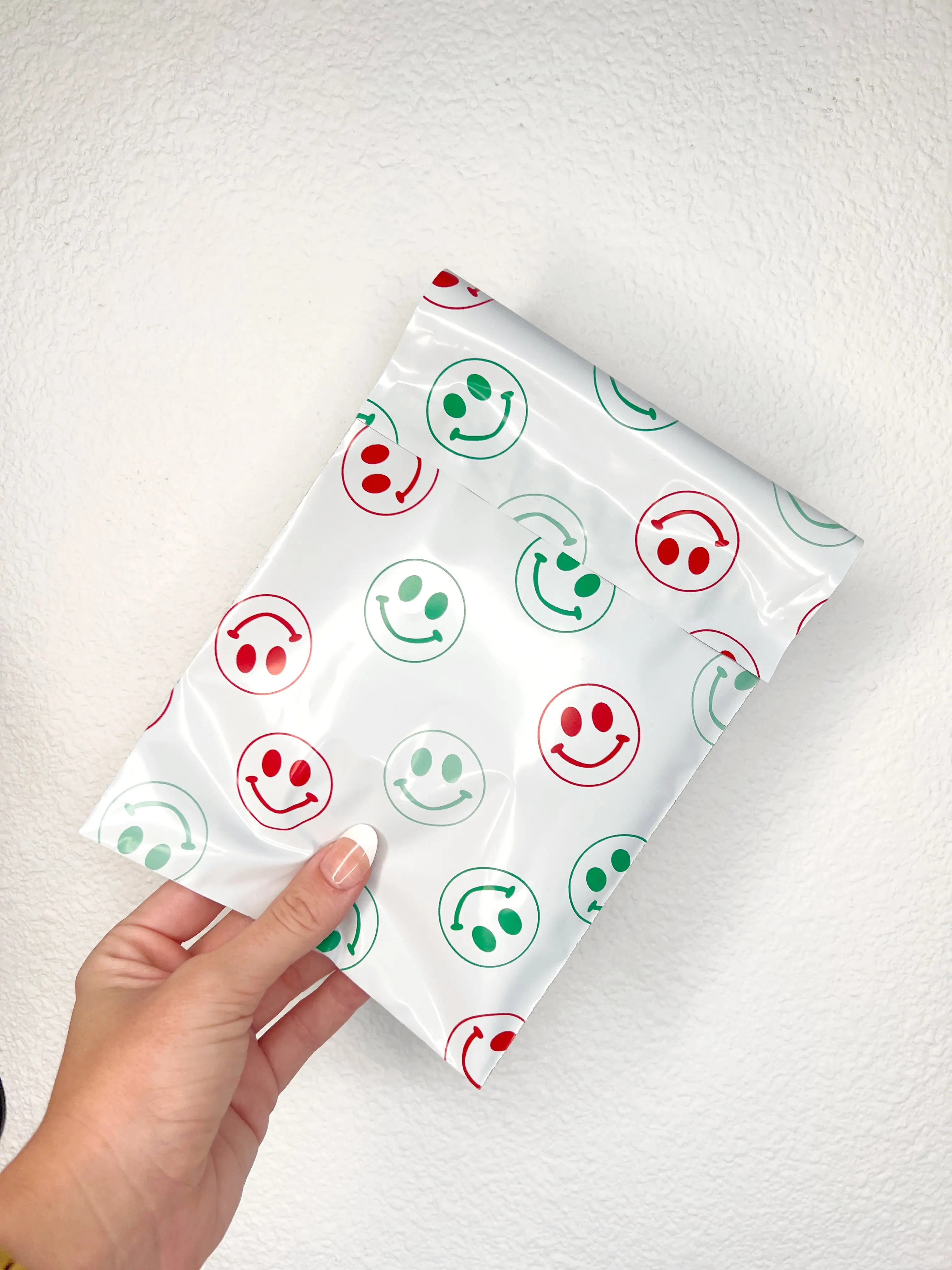 6x9" Smiley Face Red and Green Poly Mailers - Cute Shipping Bags for Small Businesses by Peached Mailers - Cute Shipping Supplies