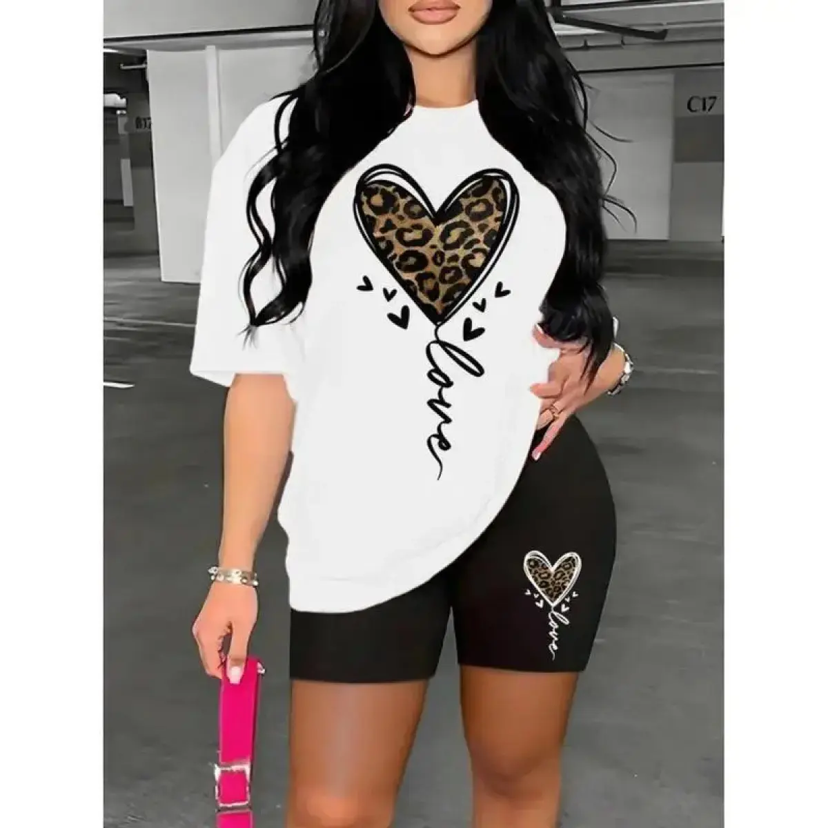 Women's 100% Cotton Trendy T-Shirt - Short-Sleeve Crewneck Baggy Loose-Fit Top with Leopard Heart Geometric Print, Comfortable Fabric for Summer Casual Daily Women's Clothes, Shortsleeve, Trendy T-Shirts, Round Neck, Thanksgiving, Easter, Oversize, Oversi