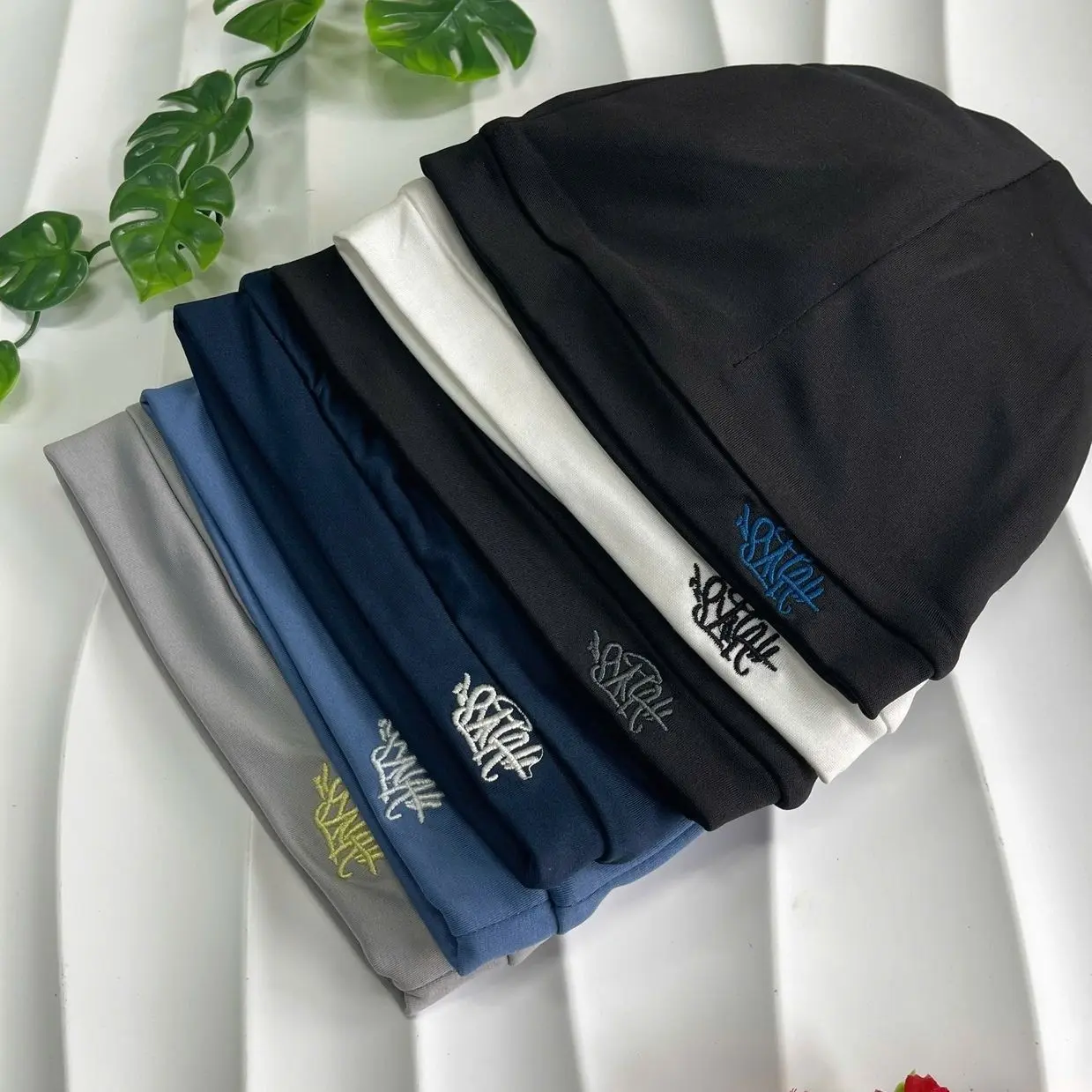 Syna World Skull Knit Beanie - Skullcap, Acrylic Cotton, Fitted Size, Unisex Street Fashion Winter Hat for Every Day Casual Wear