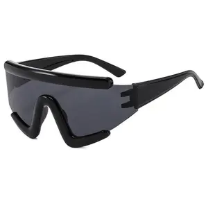 Large Frame Black Cycling Sunglasses Unisex Sports Eyewear Windproof Anti Glare UVA UVB Protection Outdoor Running Adventure For Men Women, Impact-Resistant