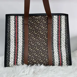 Pre-owned BURBERRY Coated Canvas Tote Bags D8041002 Vluxury