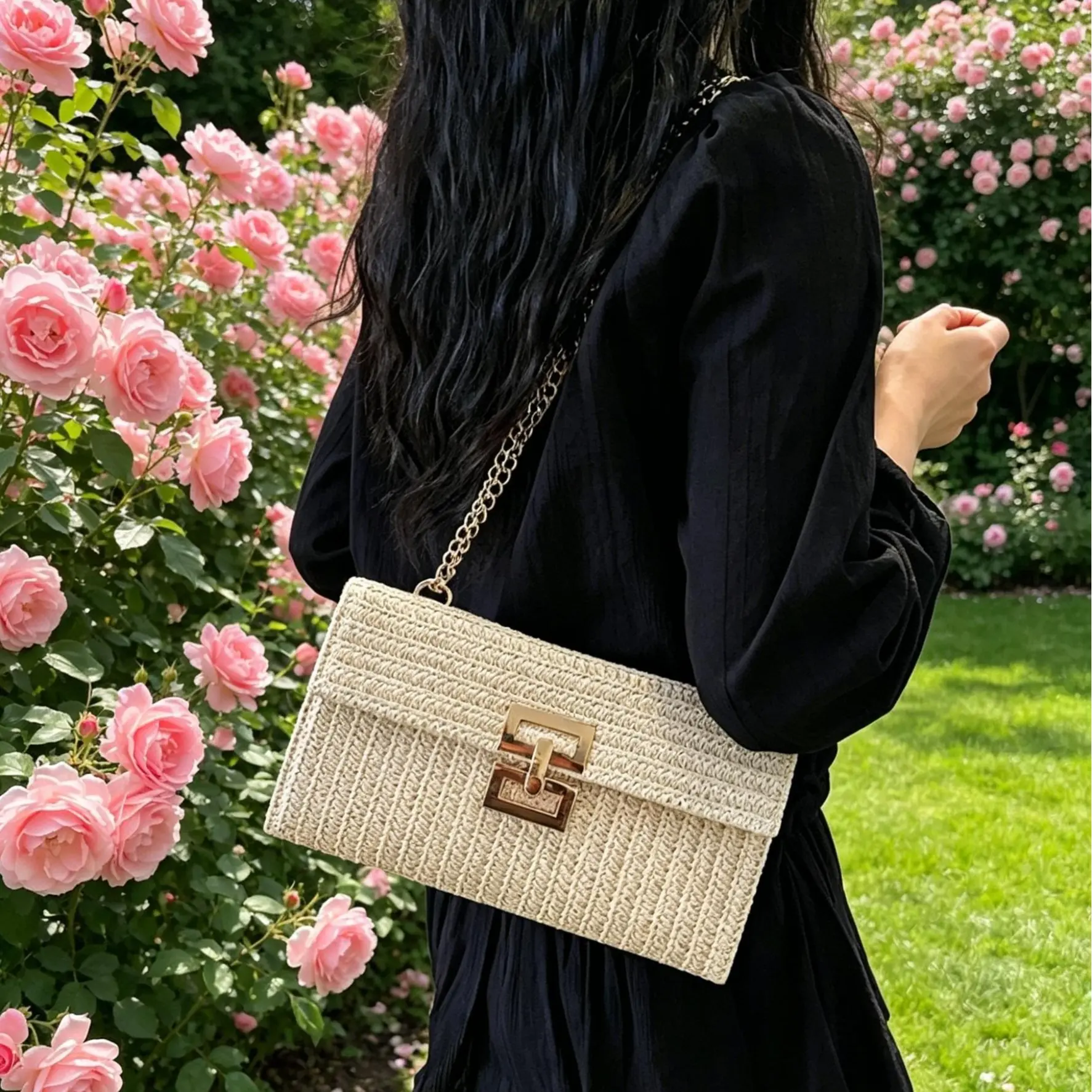 Women's Straw/Bamboo Woven Crossbody Envelope Clutch - Vibrant Chain Accent, Flap Closure, Multi-Layer Strap, Female Adult Casual Vacation Sports & Outdoor Accessory