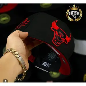 Chicago Bulls White Red Adjustable Snapback Cap with Oversized Bull Logo Embroidery and NBA Patch, New Era Unisex Baseball Hat for Men Women, Premium Basketball Streetwear Fashion Accessory, Viral Look 2026
