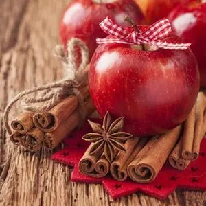 Apple Cinnamon Candle Decor