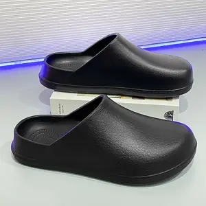 Unisex Comfortable Solid Color Flat Clogs - Lightweight Slip-On Mules for Seamless Kitchen Work - Anti-Slip Chef Sandals with Closed Toe Design