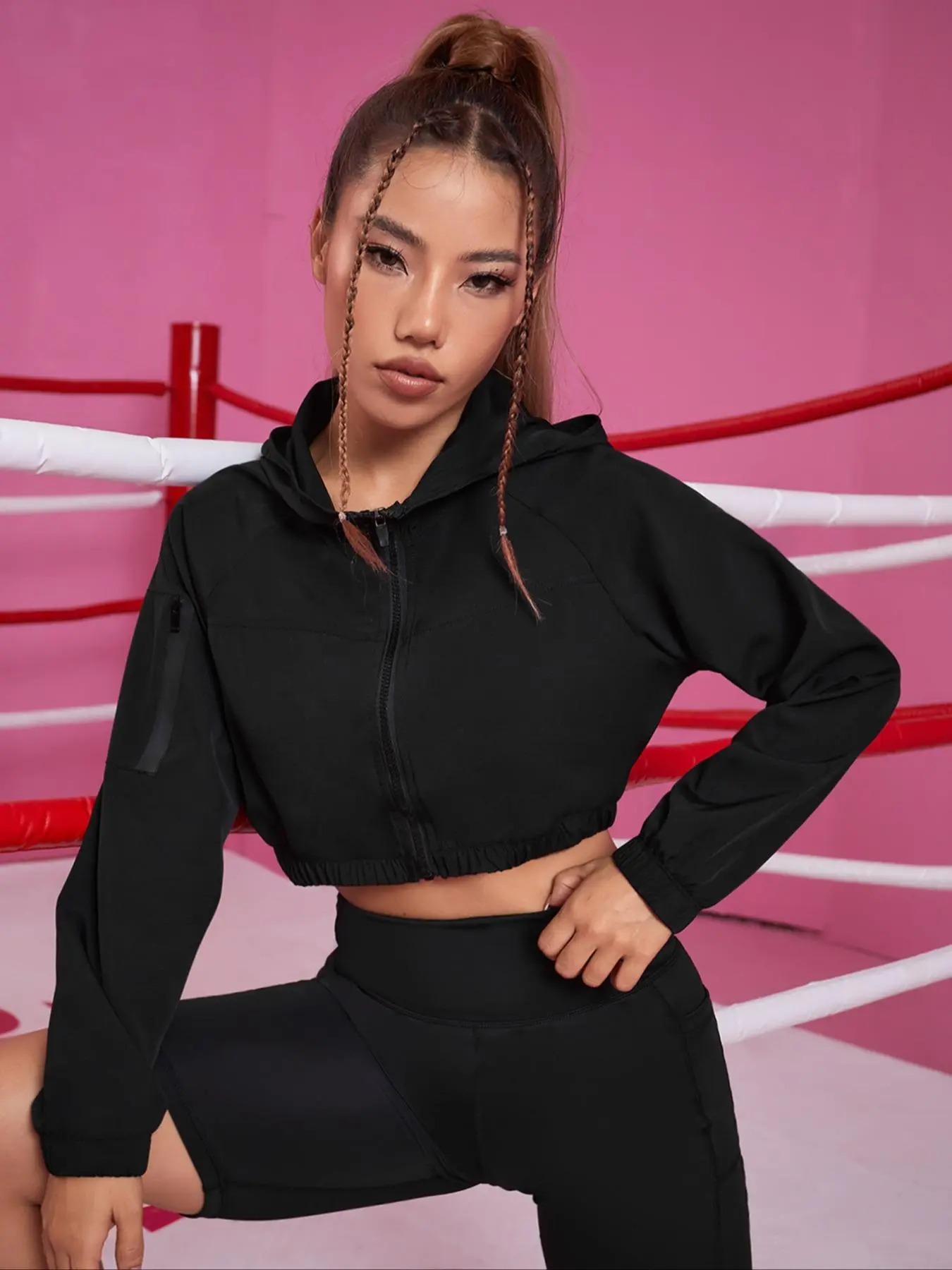 Women's Solid Color Hooded Lightweight Sports Jacket, Sports Fitness Outerwear, Sporty Sports Outerwear, Casual Long Sleeve Zip Up Outerwear for Gym Workout Running, Ladies Sportswear Athletic Jackets for All Seasons