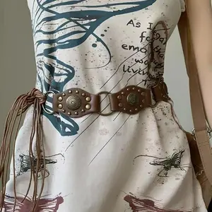 Unique Western Cowboy Style Metal Buckle Belt for Women Vintage Rivet Decorated Wide Belt Accessory with Hanging Ornaments Versatile for Dresses