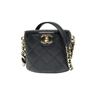 Pre-owned CHANEL leather Tote Bags 20C Round Bucket Makeup Bag Metal Snap Closure With Mirror 15cm Black S 29 Pieces Gold Snap Acrylic Patchwork Chain