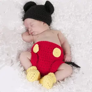 Handmade Knitted Cute Mouse Baby Set, Photography Prop, Crochet Gift, Adorable Infant, Perfect for Photoshoots