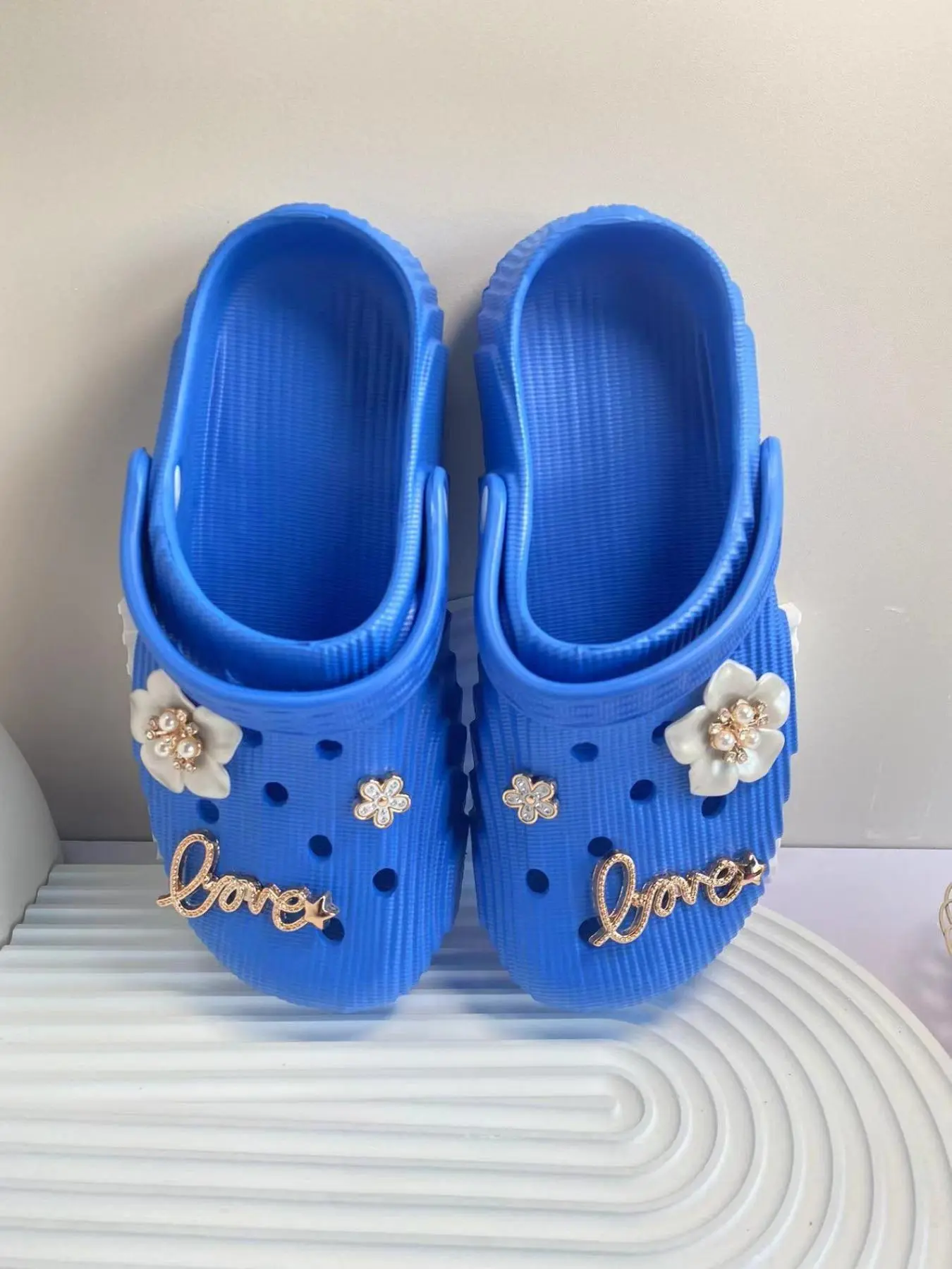 Women's Fashionable Flower & Letter Design Clogs, Casual Comfortable Home Slippers, Summer Beach Slippers, Two Ways To Wear Shoes for Indoor & Outdoor, Girl