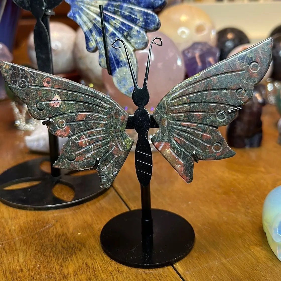 Vietnamese Rose wings