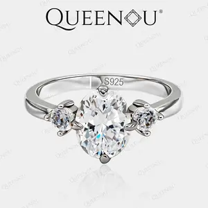 【939】QUEENOU Elegant 2CT 7*9mm Oval Cubic Zirconia Ring