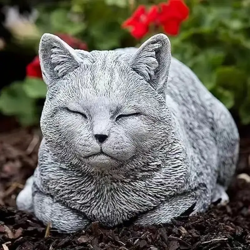 Resin Lying Cat Statue for Decorative Garden Decoration, Garden Accessories, Realistic Indoor, Outdoor and Tabletop Pet Memorial Gift, Non-Electric Sculpture, Resin Animal Sculptures, Garden Sculptures Statues
