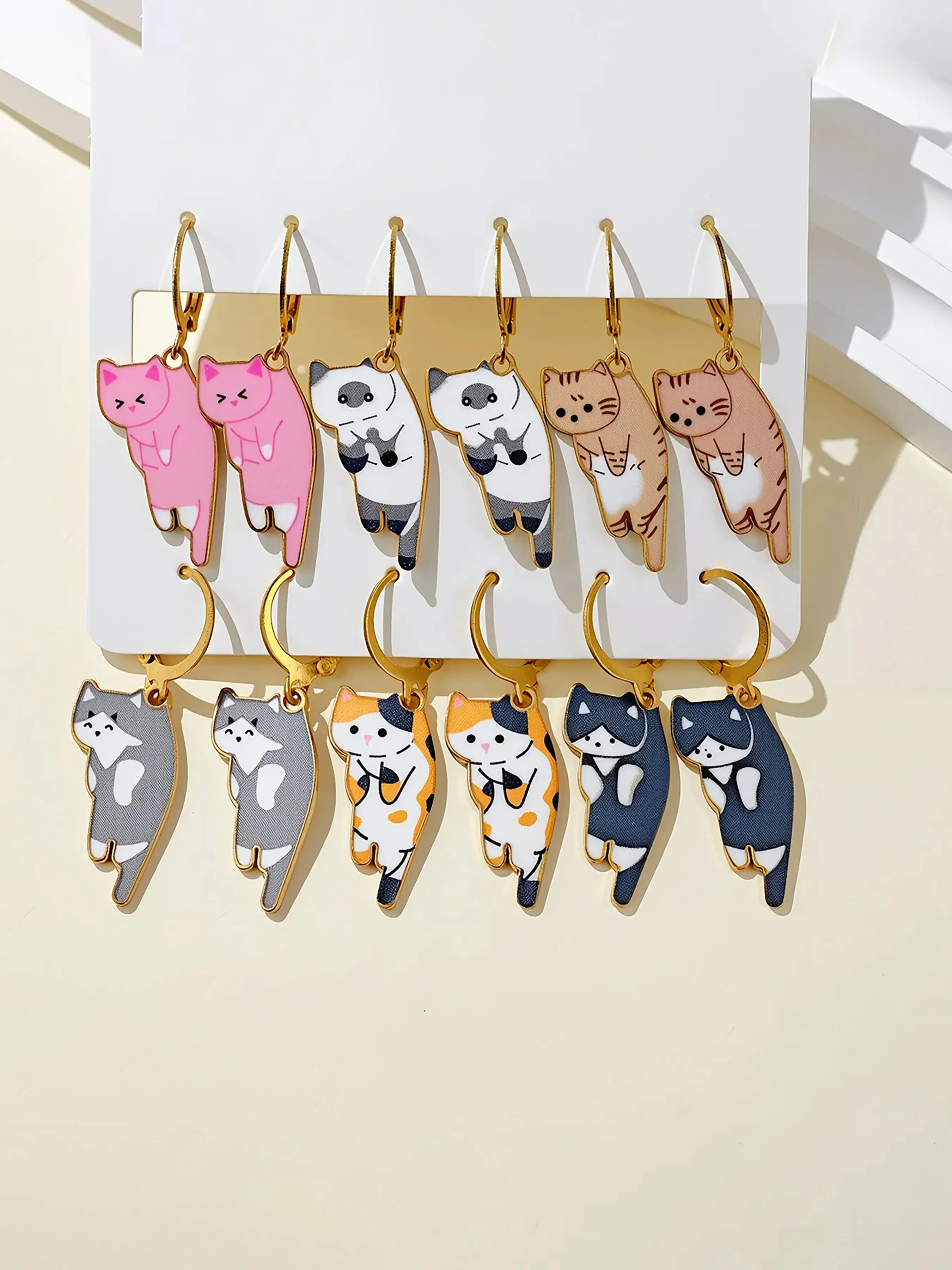 Cute Cat Pattern Alloy Earrings Set, 12 Pcs Women's Kawaii Style Ear Clips, Adorable Girls' Fashion Accessories, Wearable Jewelry, Fashionable Earrings