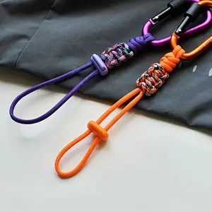 Outdoor water bottle hook, portable water bottle lanyards, multi-functional hiking backpack accessories, aluminum alloy hooks are firm and reliable, very suitable for outdoor camping and hiking