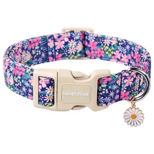 Lionet Paws Floral Dog Collar, Adjustable Spring Daisy Cotton Collar with Quick-Release Buckle for Small Medium Large Puppy Dogs